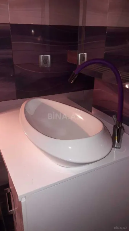 Satılır 3 otaqlı mənzil 76 m²