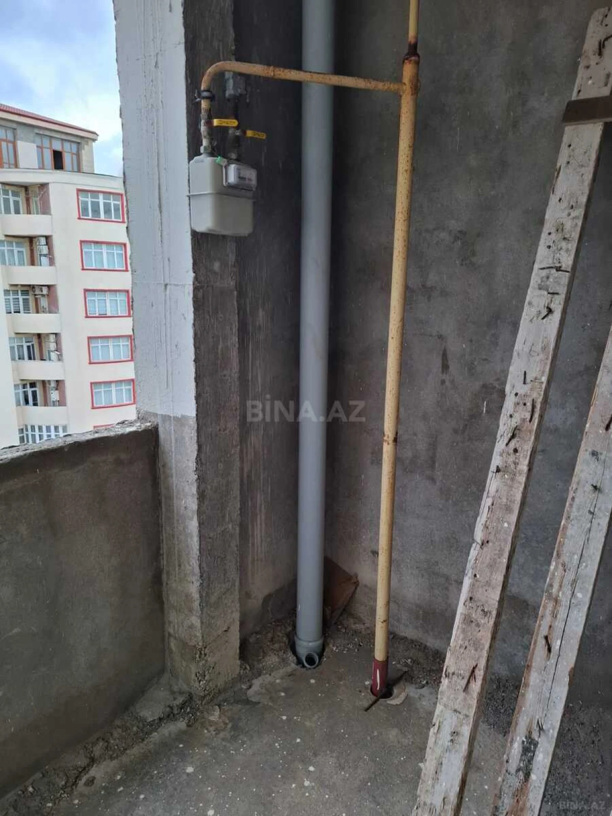 Satılır 2 otaqlı mənzil 112.5 m²