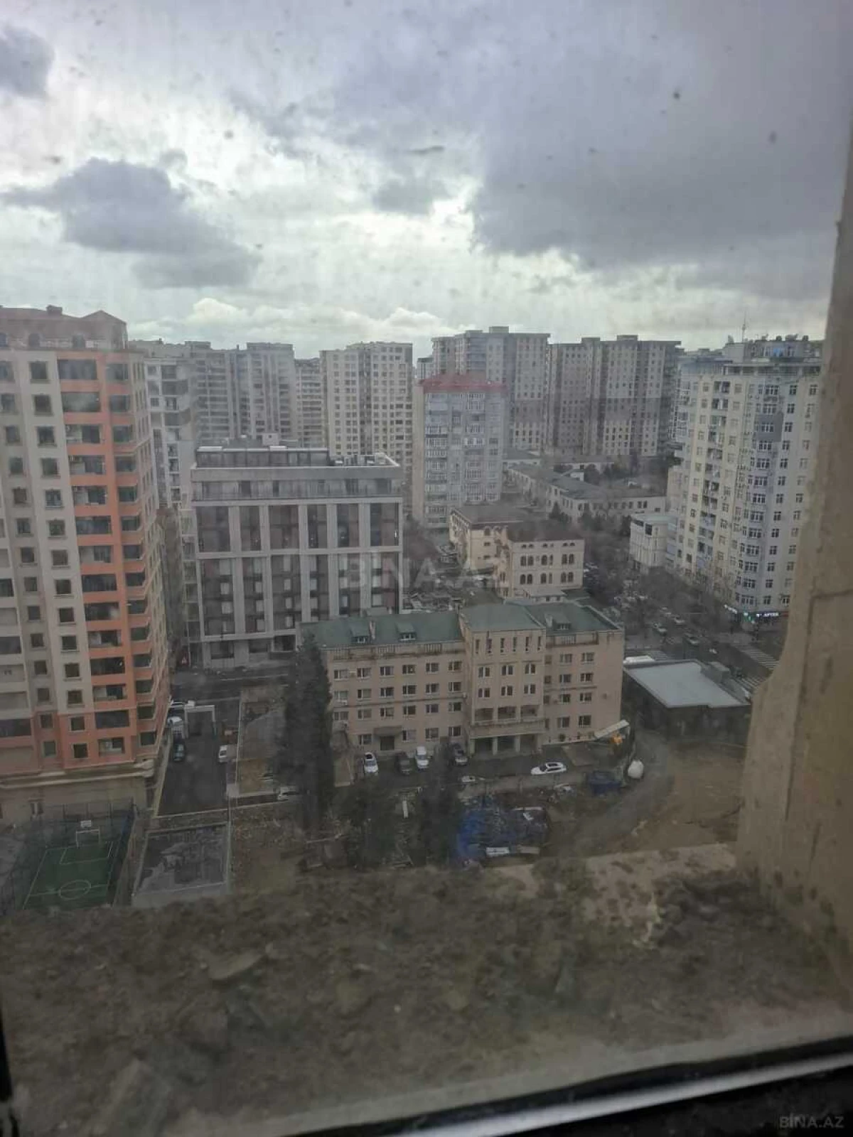 Satılır 2 otaqlı mənzil 112.5 m²