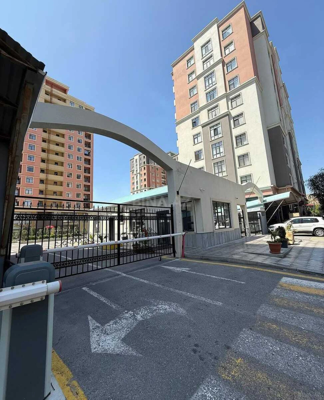 Satılır 3 otaqlı mənzil 87 m²