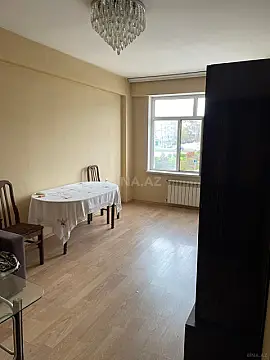 Satılır 2 otaqlı mənzil 68 m²