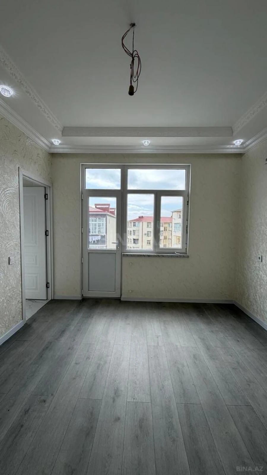 Satılır 2 otaqlı mənzil 44 m²