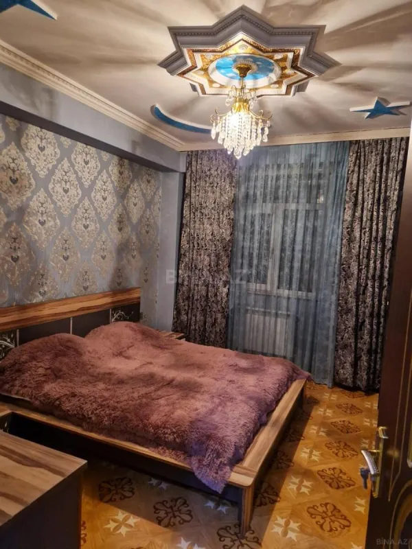 Satılır 2 otaqlı mənzil 75 m²