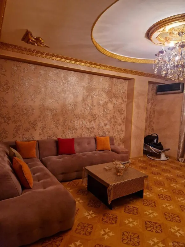 Satılır 2 otaqlı mənzil 75 m²