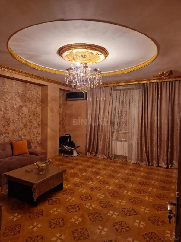 Satılır 2 otaqlı mənzil 75 m²