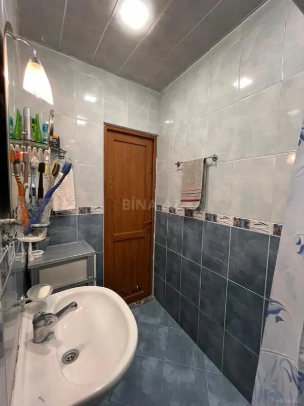 Satılır 4 otaqlı mənzil 110 m²