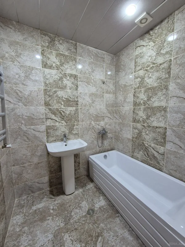 Satılır 3 otaqlı mənzil 115 m²