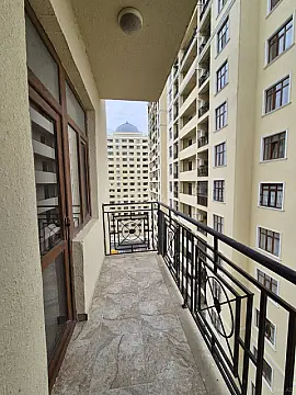 Satılır 3 otaqlı mənzil 115 m²
