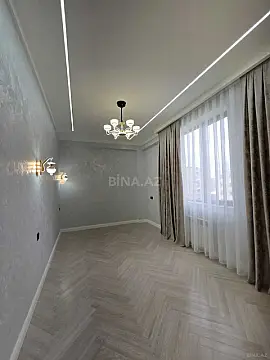 Satılır 4 otaqlı mənzil 160 m²