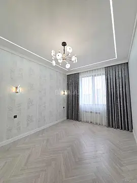 Satılır 4 otaqlı mənzil 160 m²