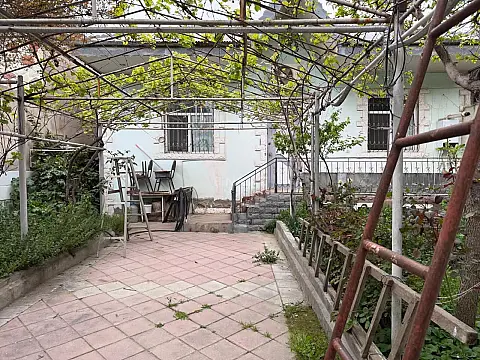 Satılır 3 otaqlı həyət evi 95 m²