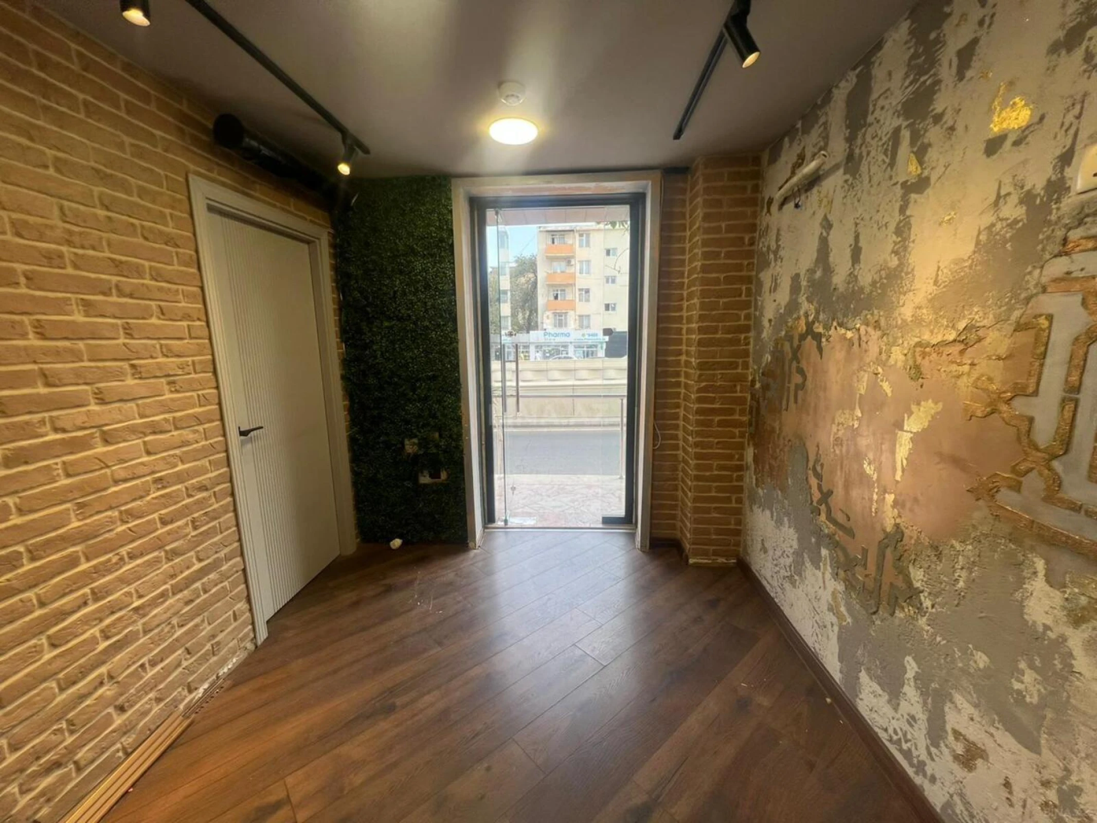 Kirayə verilir obyekt 12 m²