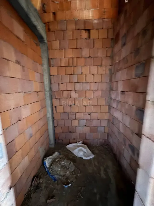 Satılır 1 otaqlı mənzil 57 m²