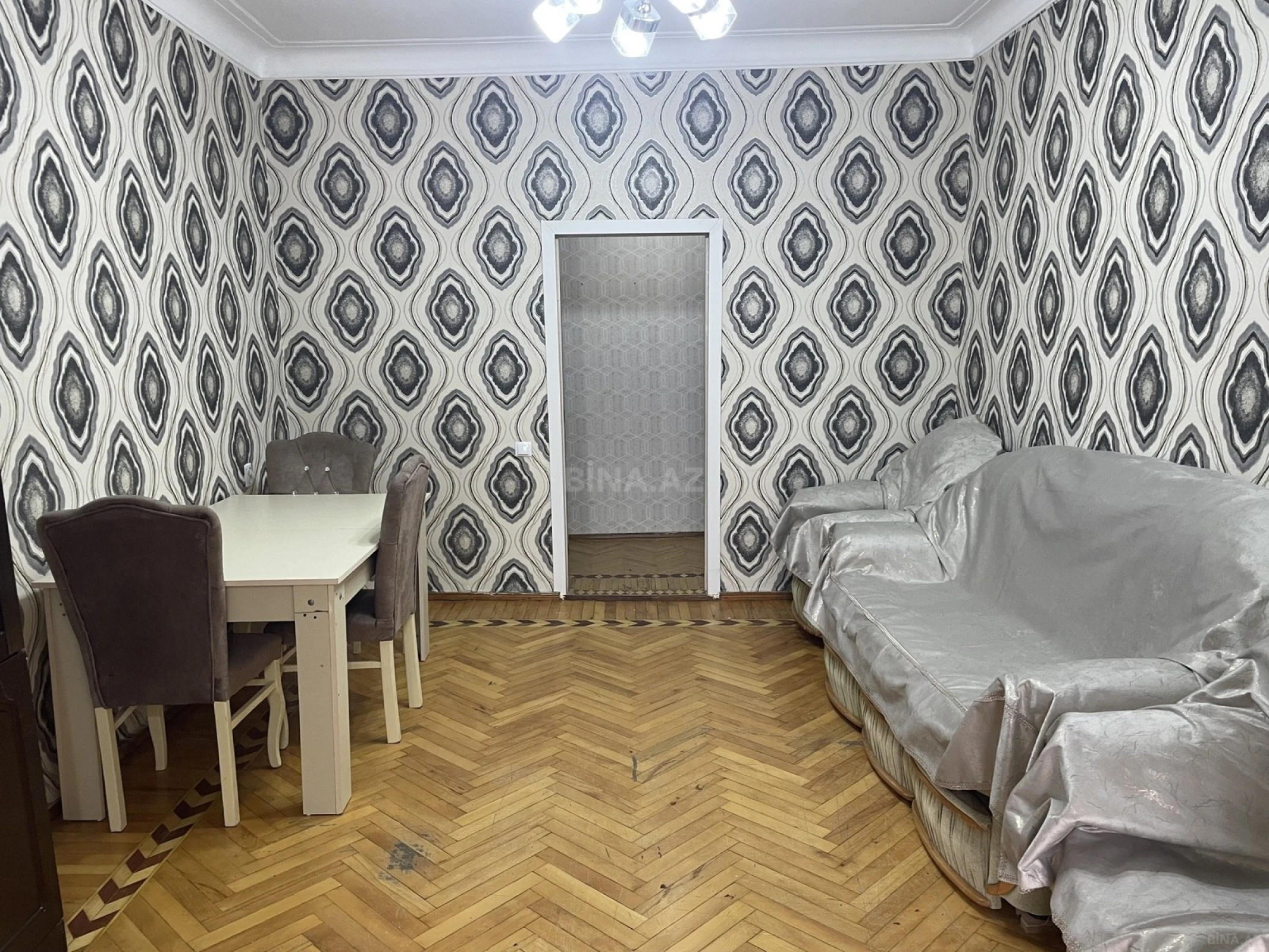 Kirayə verilir 3 otaqlı mənzil 90 m²