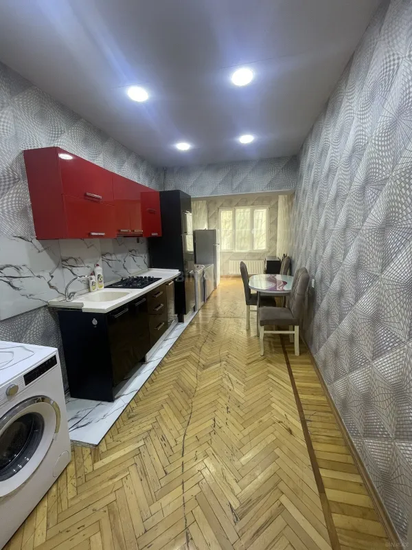 Kirayə verilir 3 otaqlı mənzil 90 m²