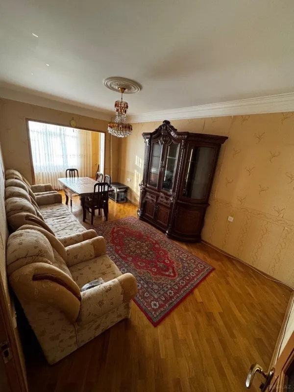 Kirayə verilir 2 otaqlı mənzil 65 m²