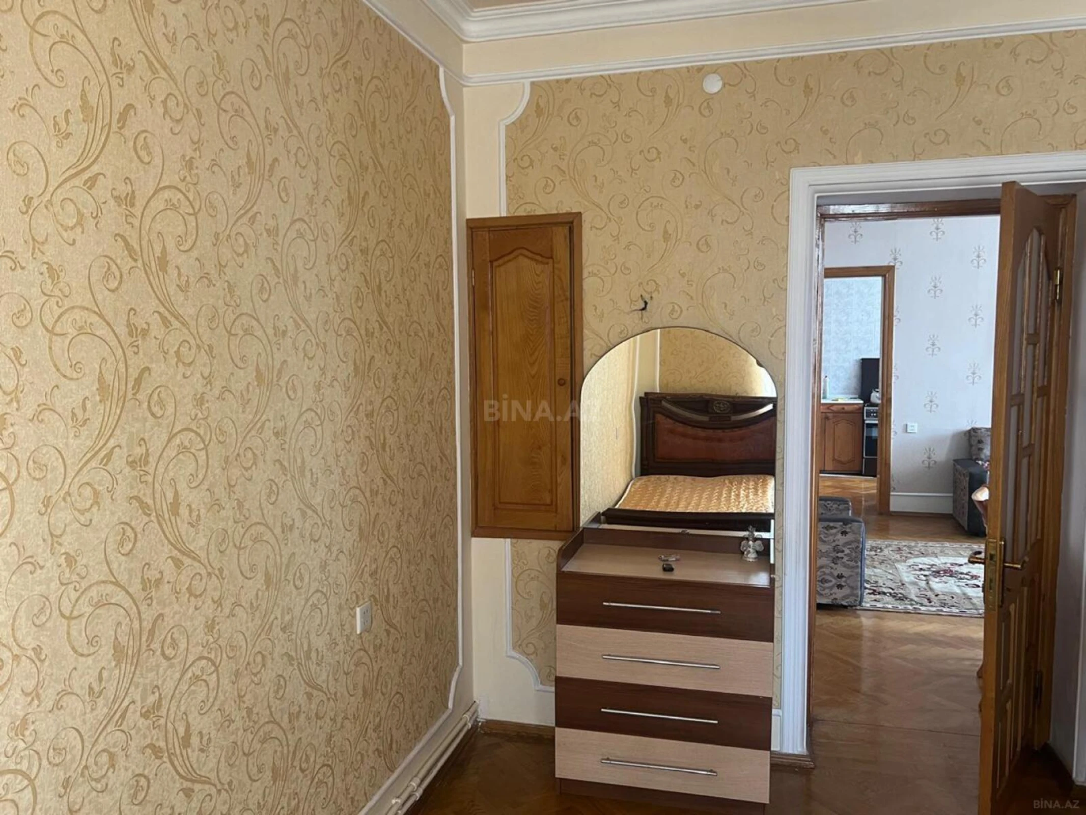 Kirayə verilir 3 otaqlı mənzil 95 m²