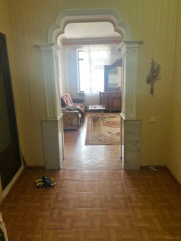 Kirayə verilir 3 otaqlı mənzil 95 m²