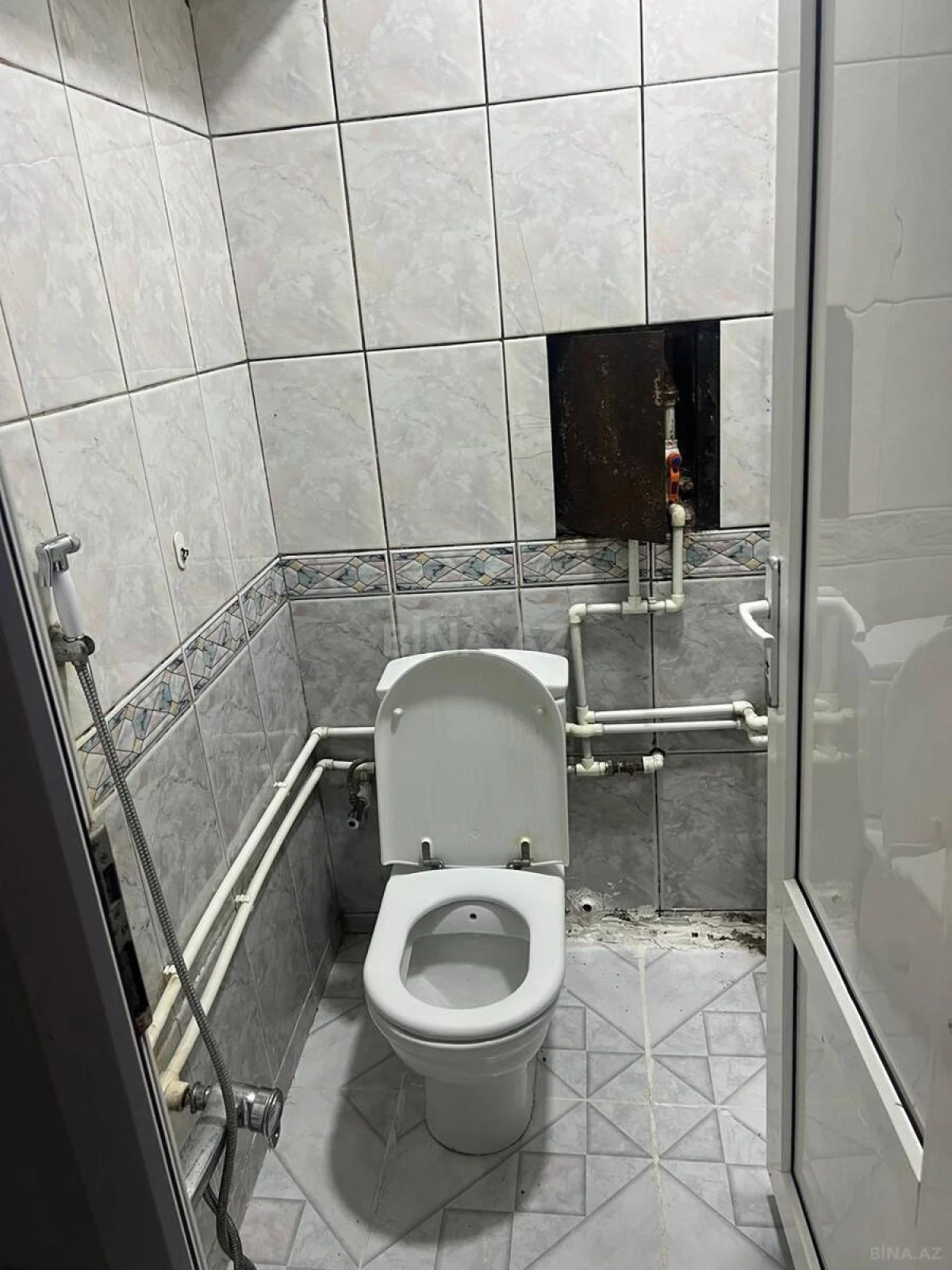 Kirayə verilir 3 otaqlı mənzil 95 m²