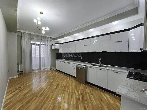 Satılır 2 otaqlı mənzil 104 m²