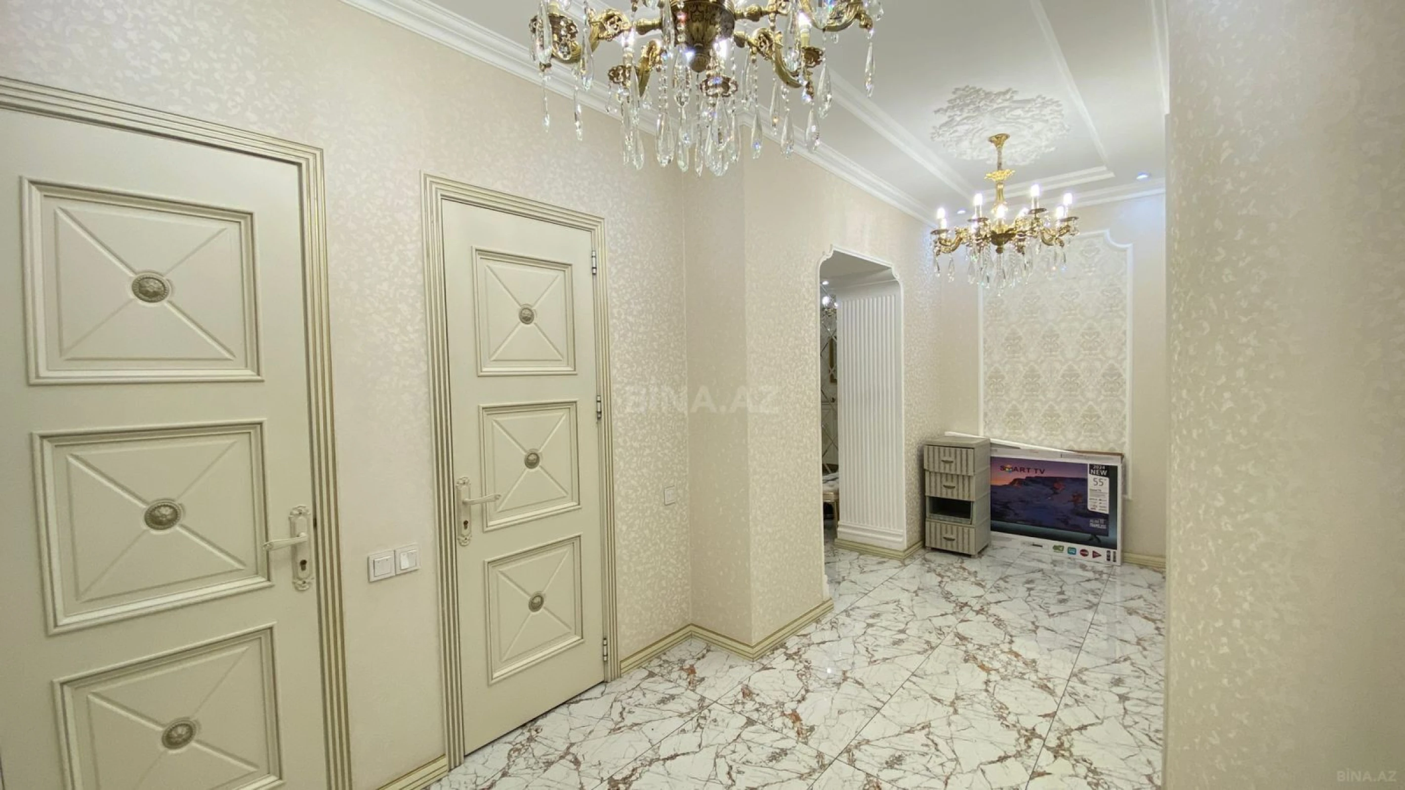 Kirayə verilir 3 otaqlı mənzil 150 m²