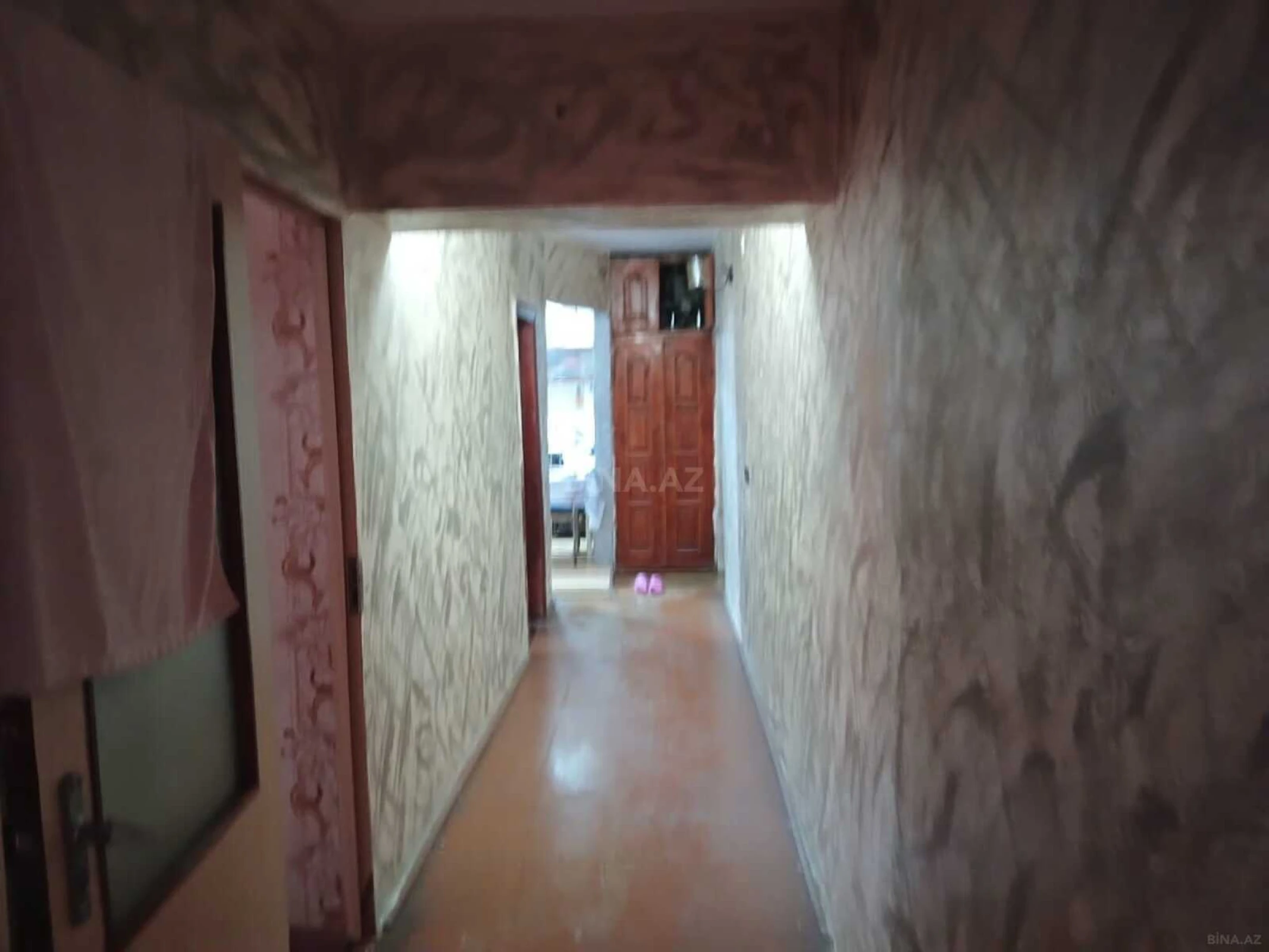 Satılır 5 otaqlı mənzil 100 m²