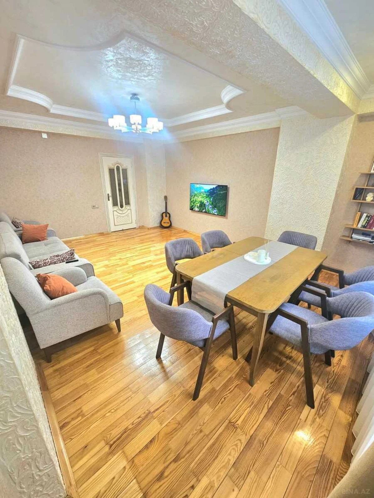 Satılır 3 otaqlı mənzil 120 m²