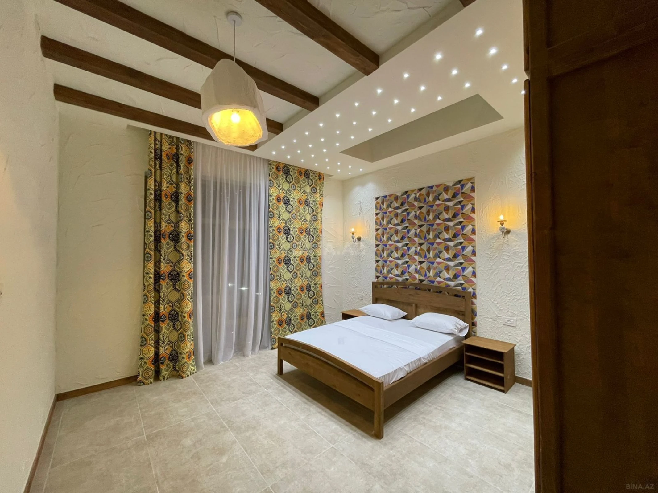 Satılır 7 otaqlı həyət evi 360 m²