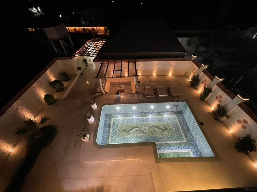 Satılır 7 otaqlı həyət evi 360 m²