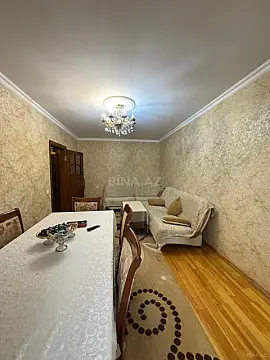 Satılır 4 otaqlı mənzil 85 m²