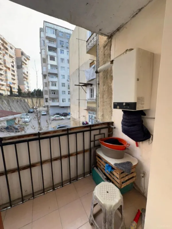Satılır 4 otaqlı mənzil 85 m²