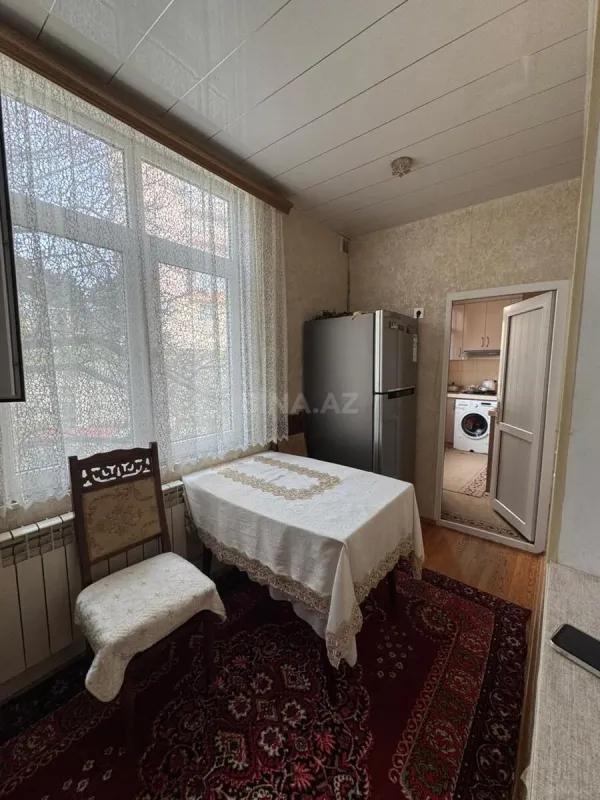 Satılır 4 otaqlı mənzil 85 m²