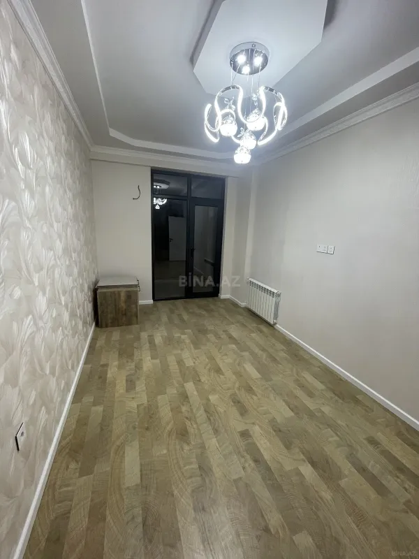 Satılır 2 otaqlı mənzil 68 m²