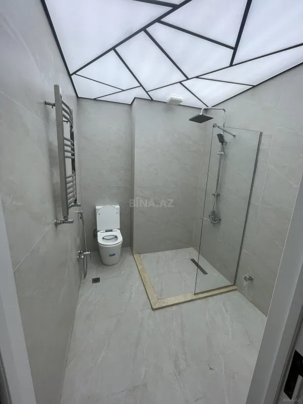 Satılır 2 otaqlı mənzil 68 m²