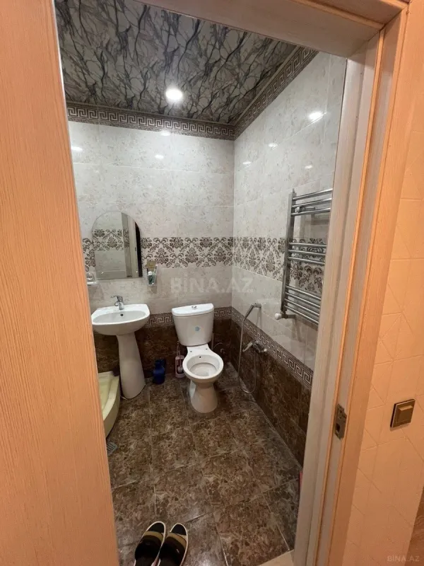 Kirayə verilir 2 otaqlı mənzil 65 m²