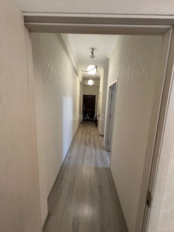 Kirayə verilir 2 otaqlı mənzil 65 m²