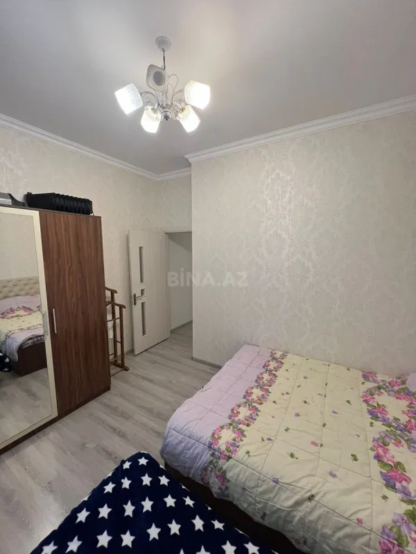 Kirayə verilir 2 otaqlı mənzil 65 m²