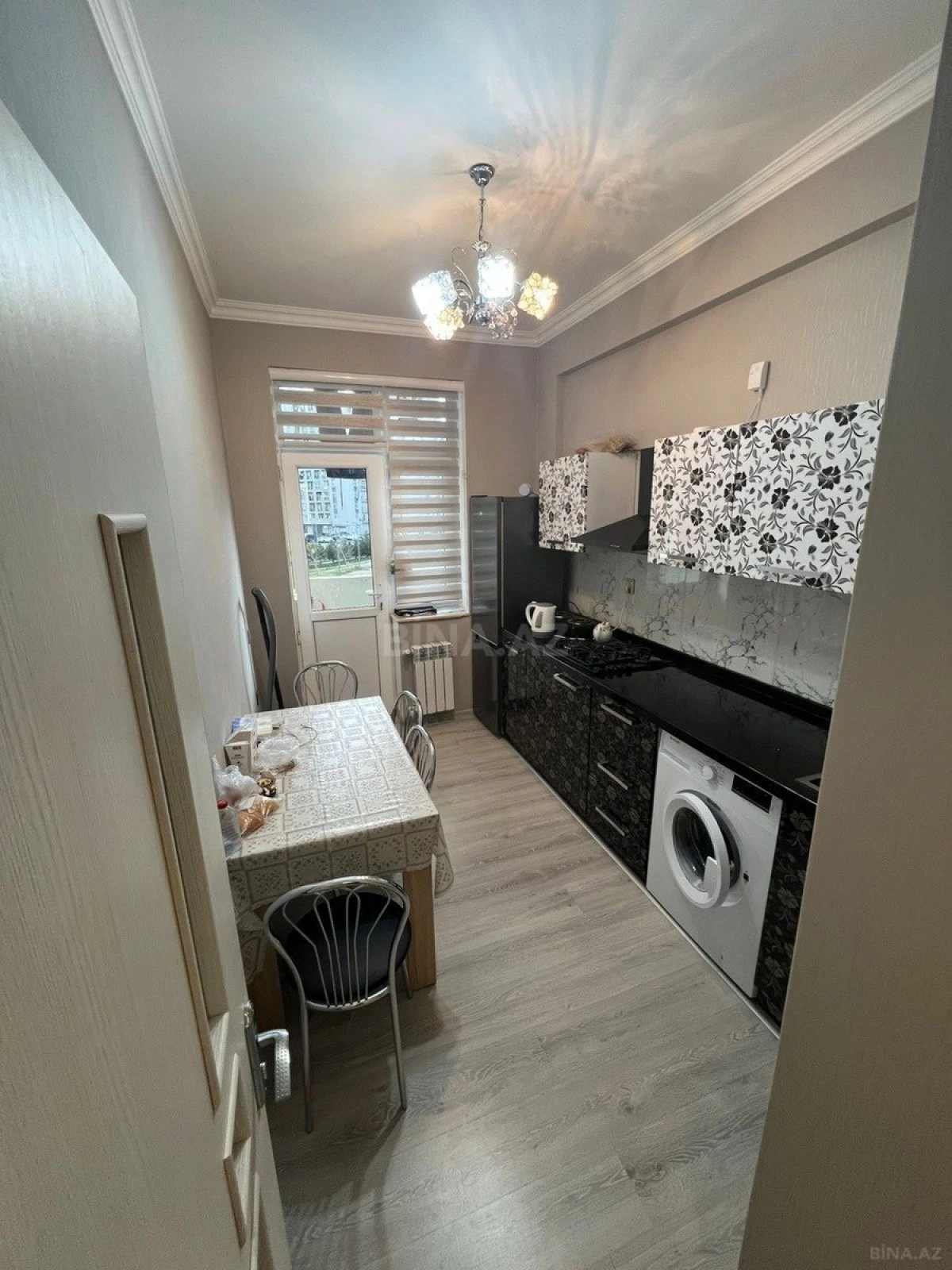 Kirayə verilir 2 otaqlı mənzil 65 m²