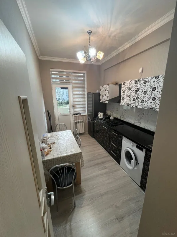 Kirayə verilir 2 otaqlı mənzil 65 m²