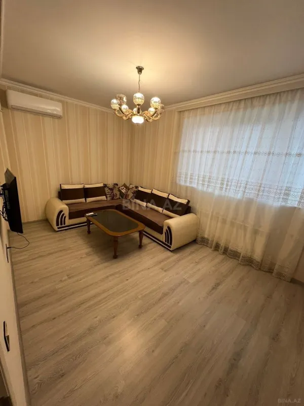 Kirayə verilir 2 otaqlı mənzil 65 m²