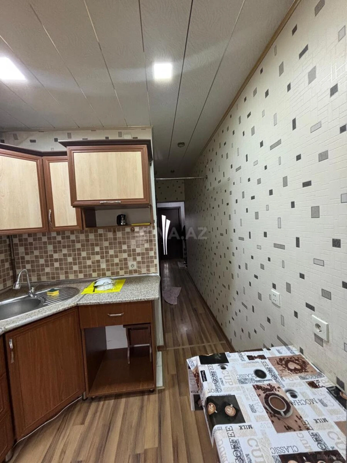 Satılır 2 otaqlı mənzil 65 m²
