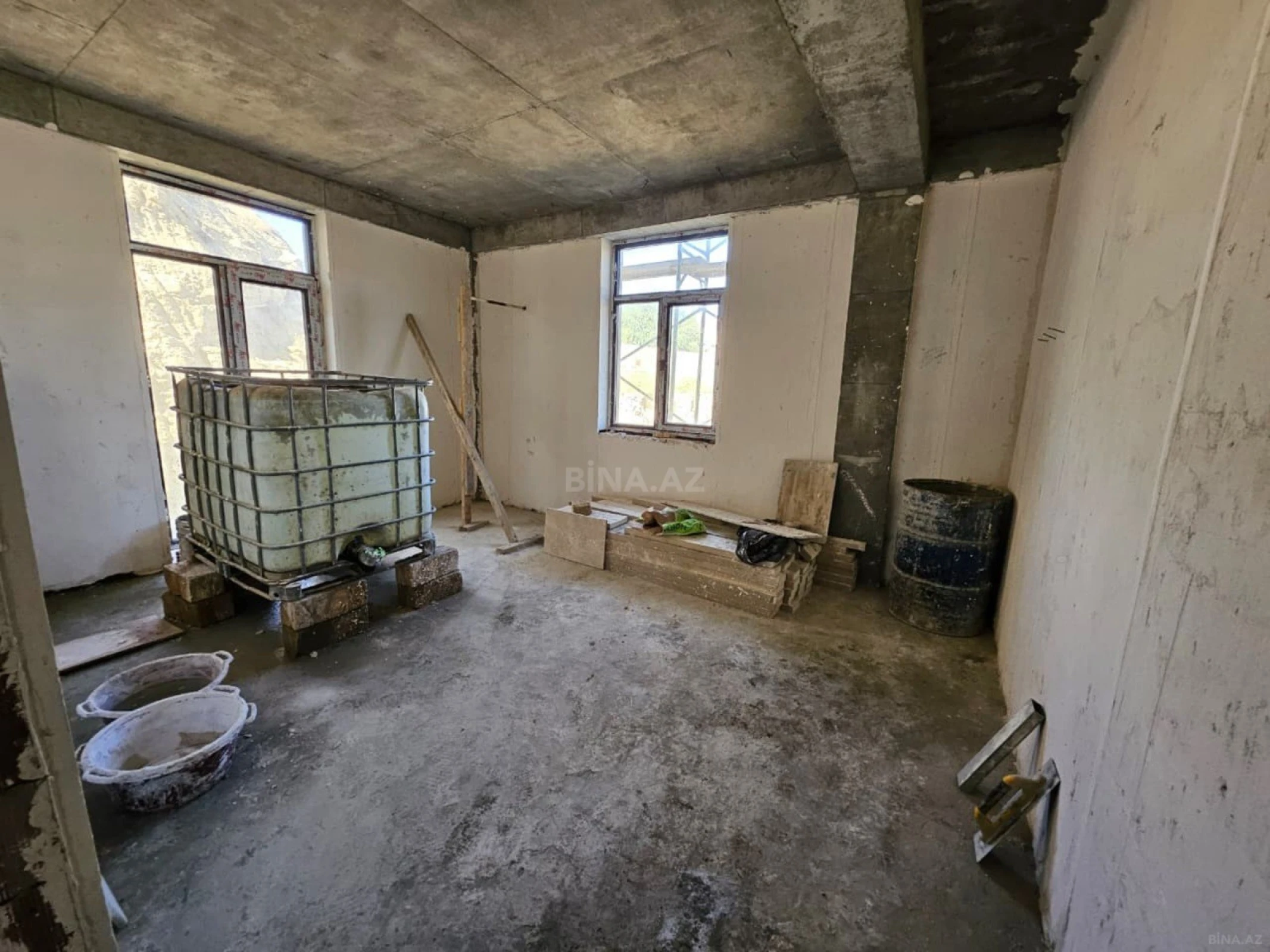 Satılır 3 otaqlı mənzil 71 m²