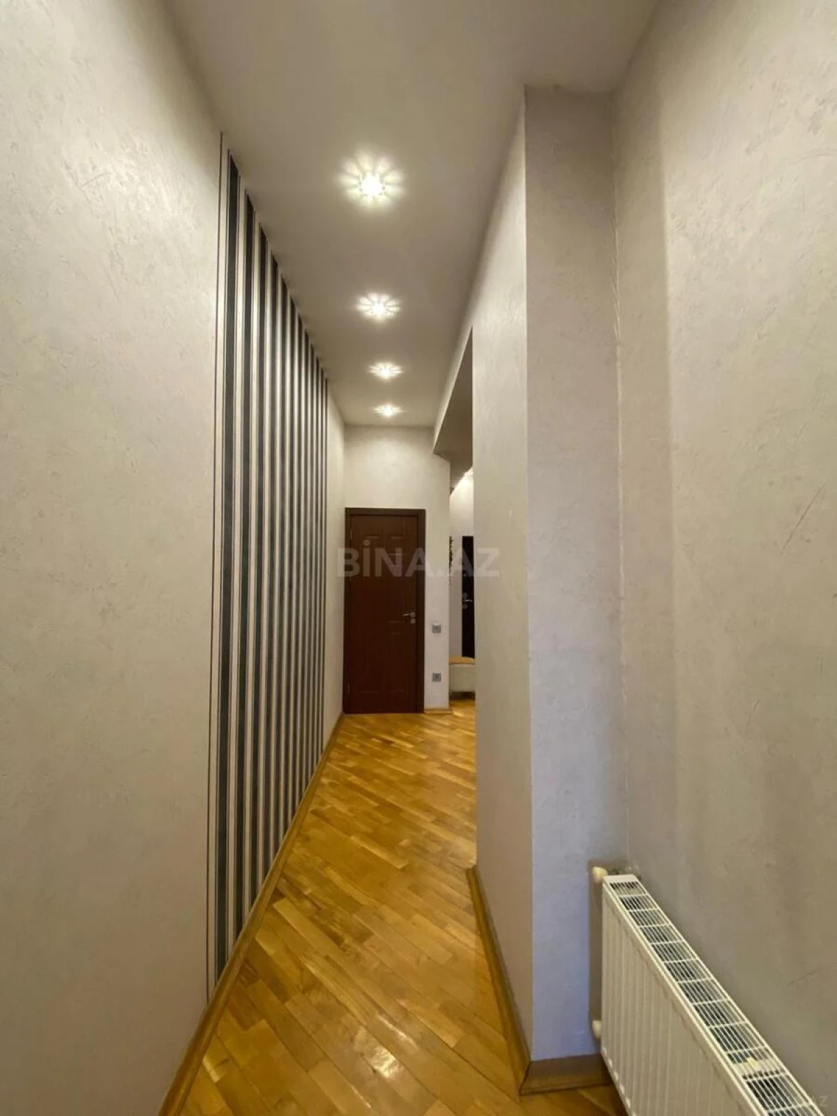 Kirayə verilir 3 otaqlı mənzil 120 m²