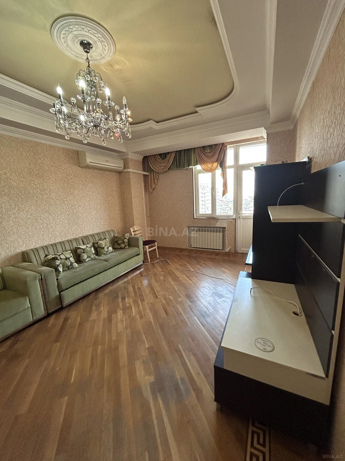 Kirayə verilir 3 otaqlı mənzil 100 m²