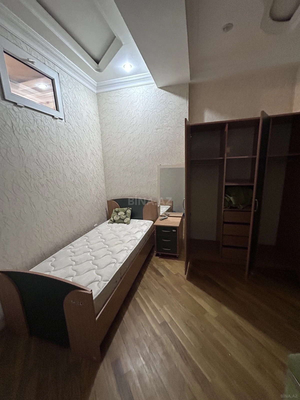 Kirayə verilir 3 otaqlı mənzil 100 m²