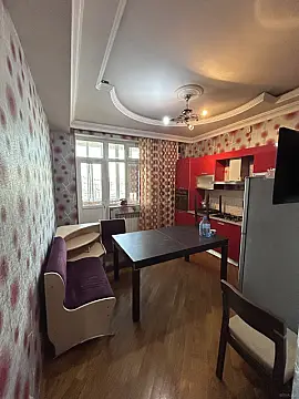Kirayə verilir 3 otaqlı mənzil 100 m²
