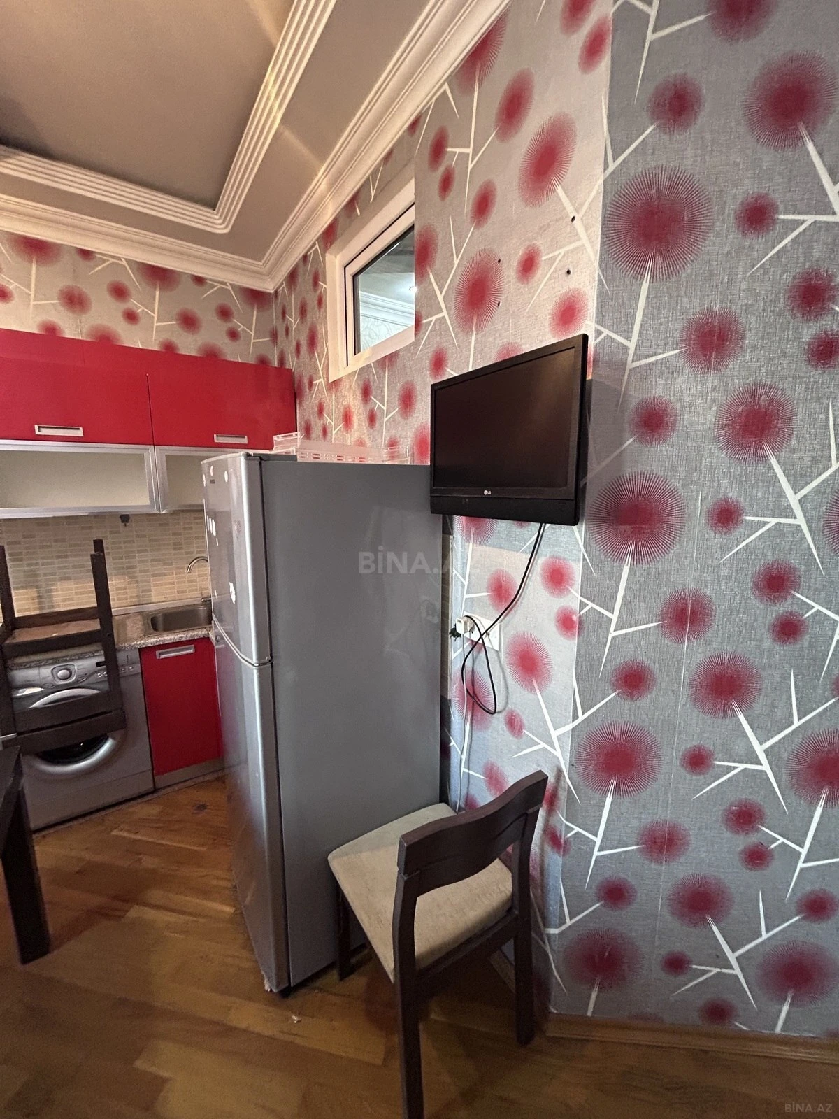 Kirayə verilir 3 otaqlı mənzil 100 m²