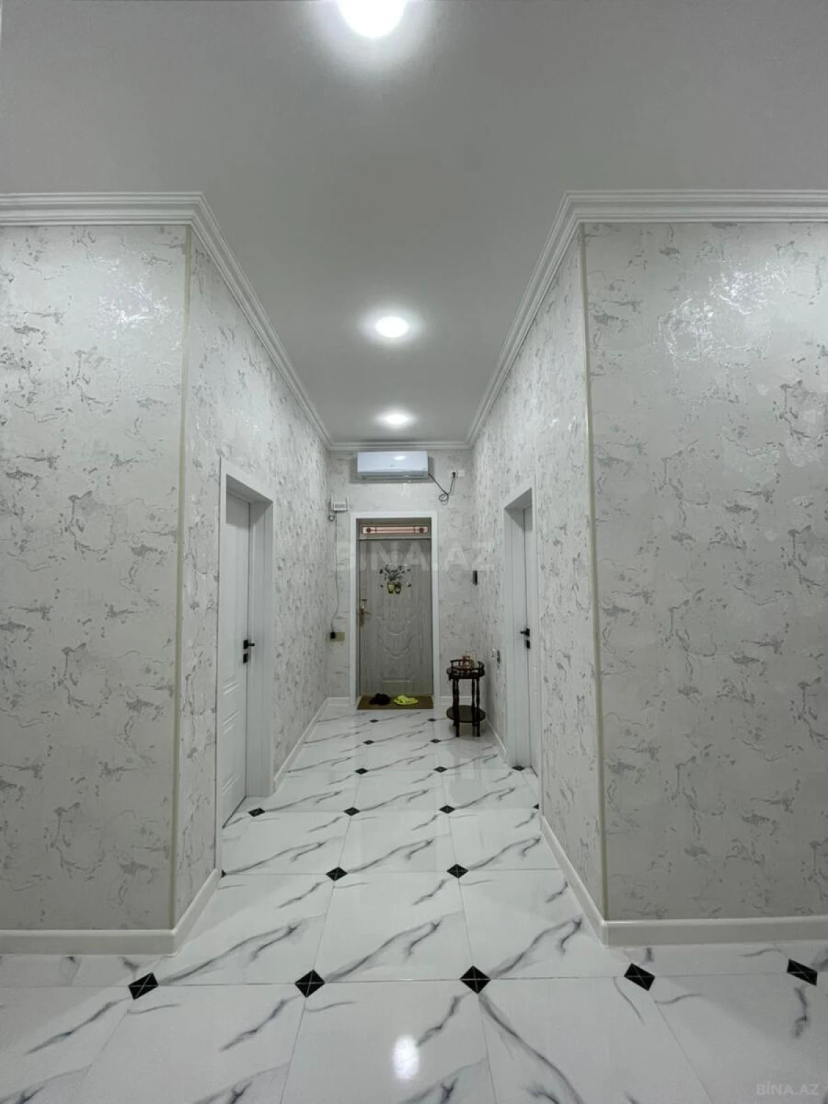 Satılır 4 otaqlı həyət evi 145 m²