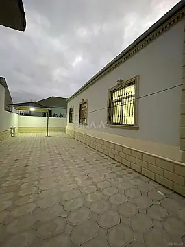 Satılır 4 otaqlı həyət evi 145 m²
