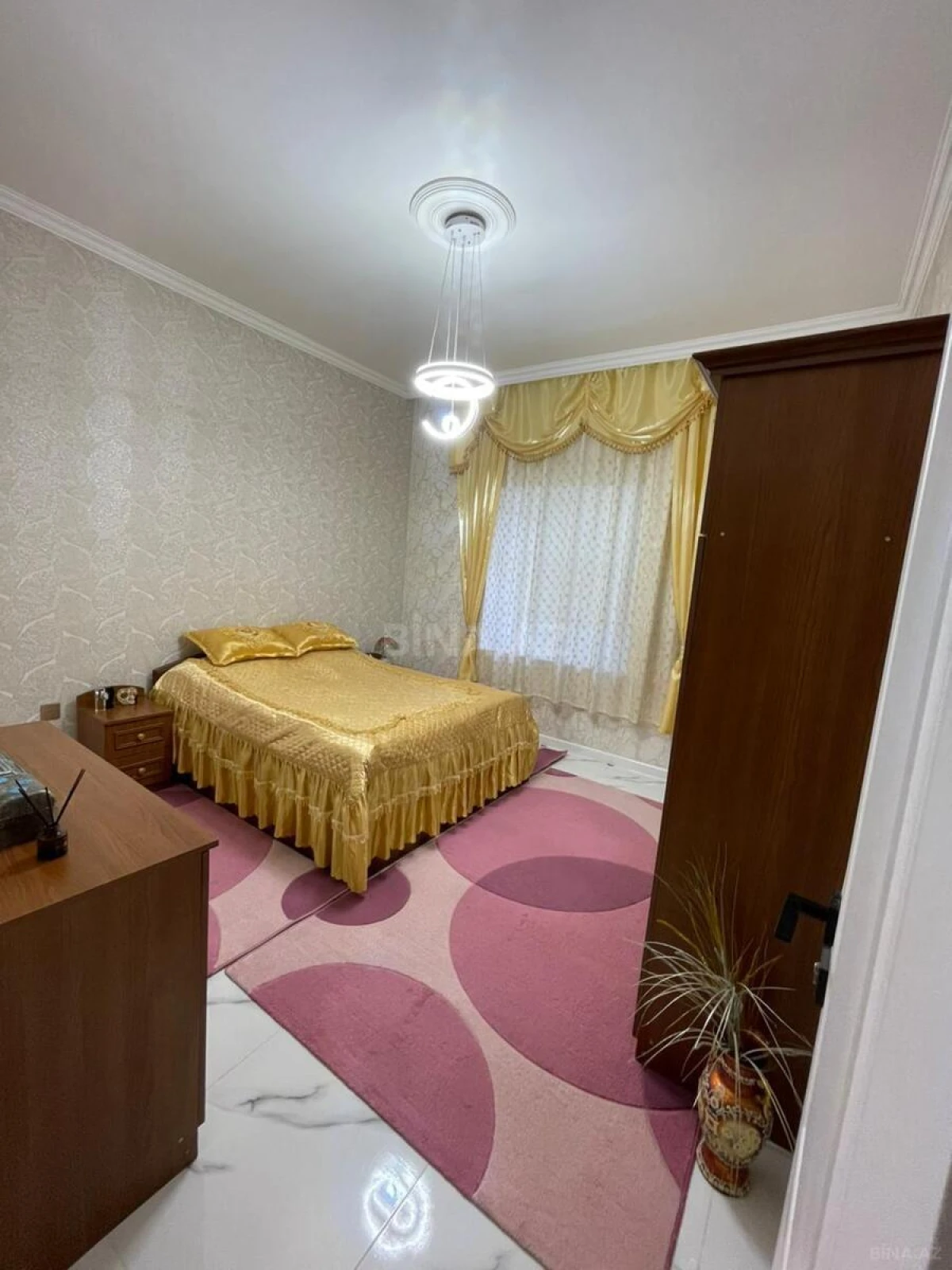 Satılır 4 otaqlı həyət evi 145 m²